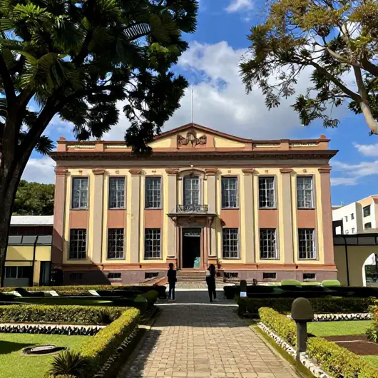 Descubra o Espaço Cultural
