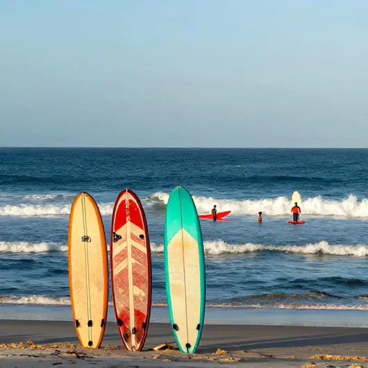 Mk surf/instrutor de surf: Aventura nas Ondas Mk surf/instrutor de surf: Aventura nas Ondas
