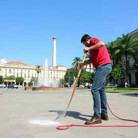 ações de limpeza e manutenção